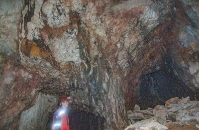 Figure 1:  At the  – 45 m level on the C3 vein at La Escarcha.  The C3 vein is 4 to 5 m wide and multiphase. (CNW Group/Mantaro Silver Corp.)